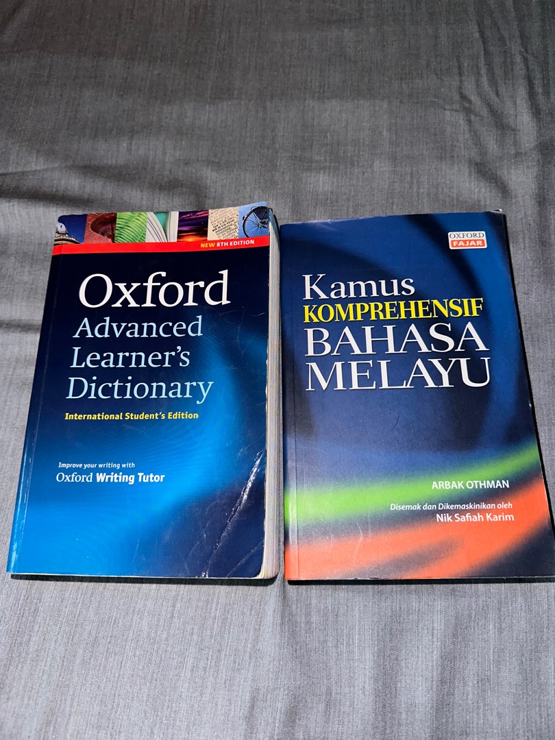 OXFORD Dictionary English and Malay, Hobbies & Toys, Books & Magazines
