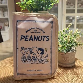 Peanuts Snoopy Pouch Organizer, Japan Authentic