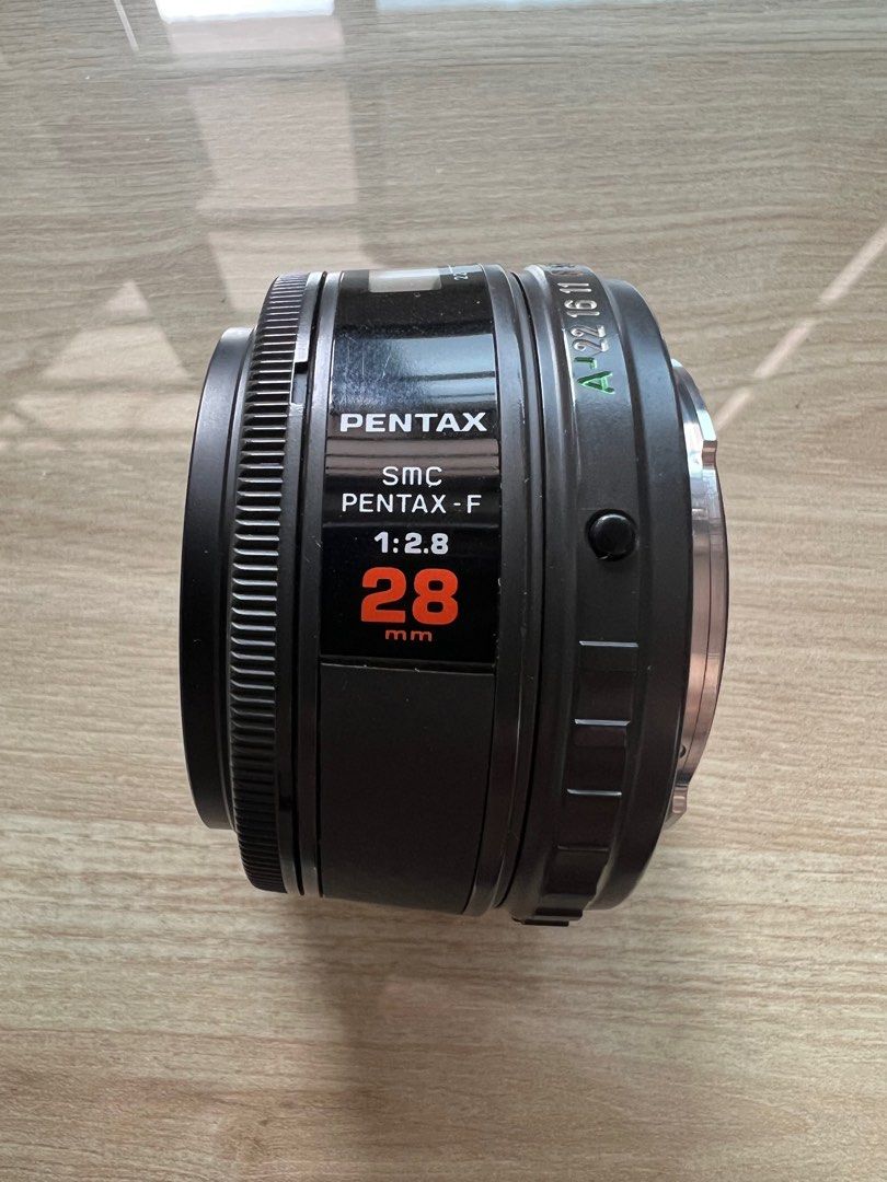Pentax SMC-F 28mm f2.8 lens Made in Japan, Photography, Lens  Kits on  Carousell