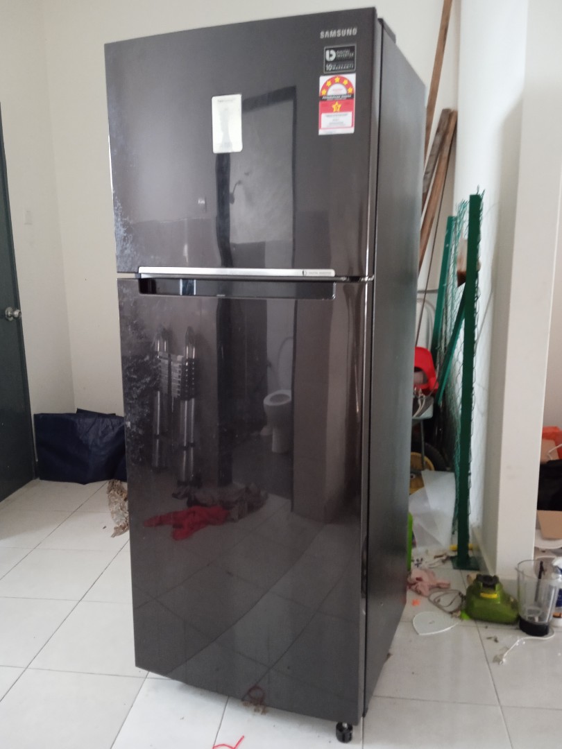peti ais besar, TV & Home Appliances, Other Home Appliances on Carousell