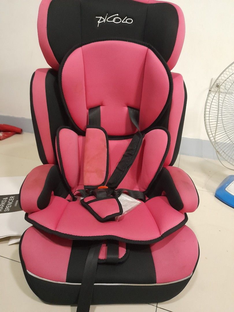 Picolo car seat ages 2 to 5 yrs old, Babies & Kids, Going Out, Car