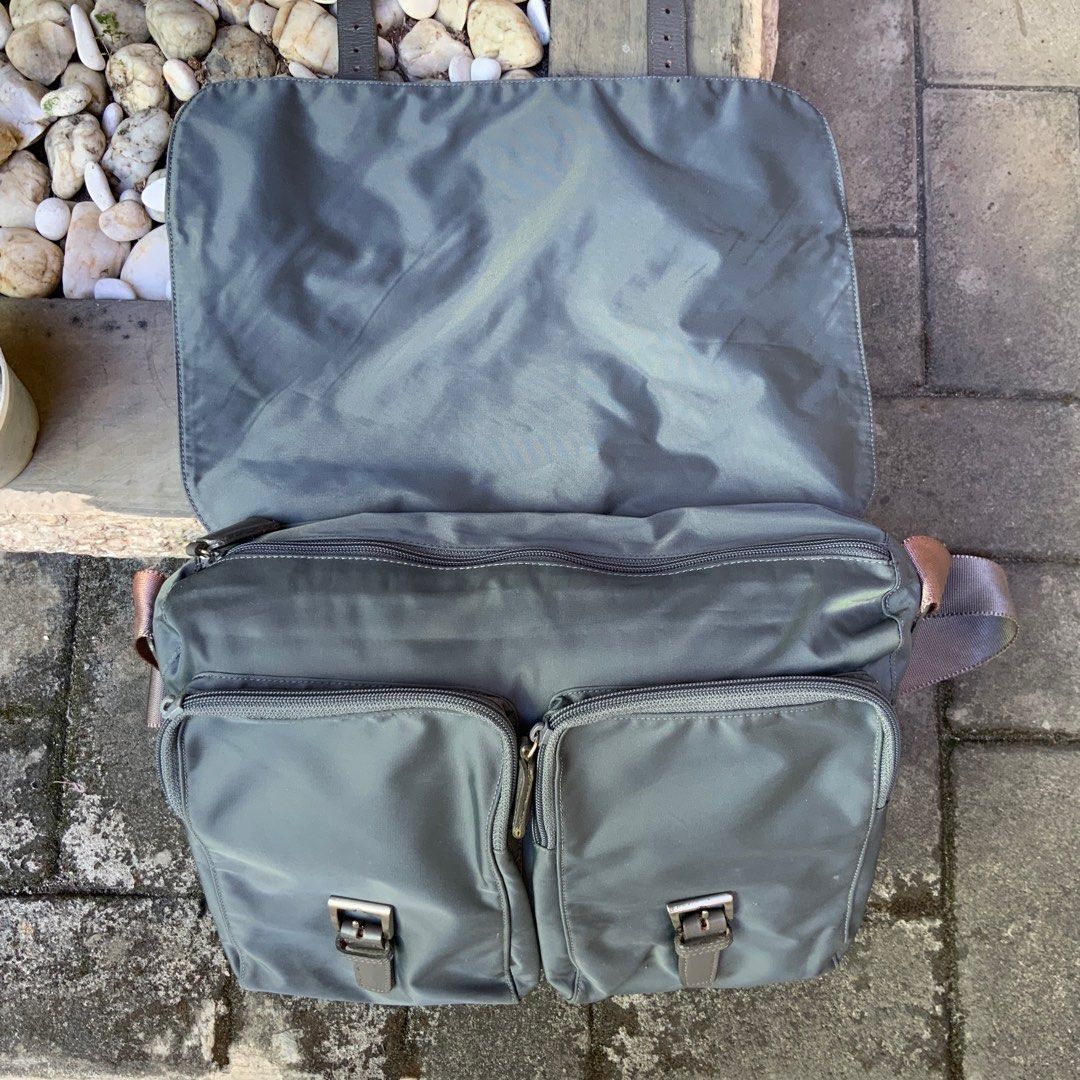 PRADA VINTAGE GREY NYLON MESSENGER BAG, Fesyen Pria, Tas & Dompet , Tas