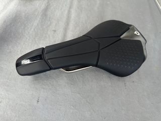 （分類：）位於 。 由 ixxxi 提交（商品編號 1235409708，圖片 1）。簡介： 。
