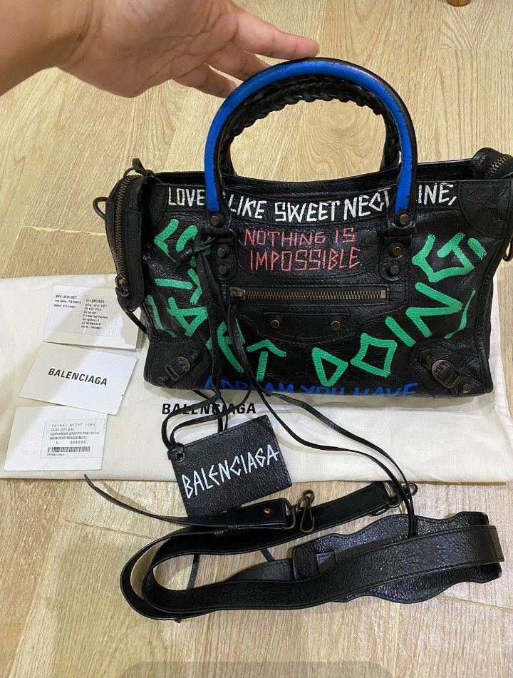 Ready jogja stamp y beli di indo mulus g ada kikis on Carousell