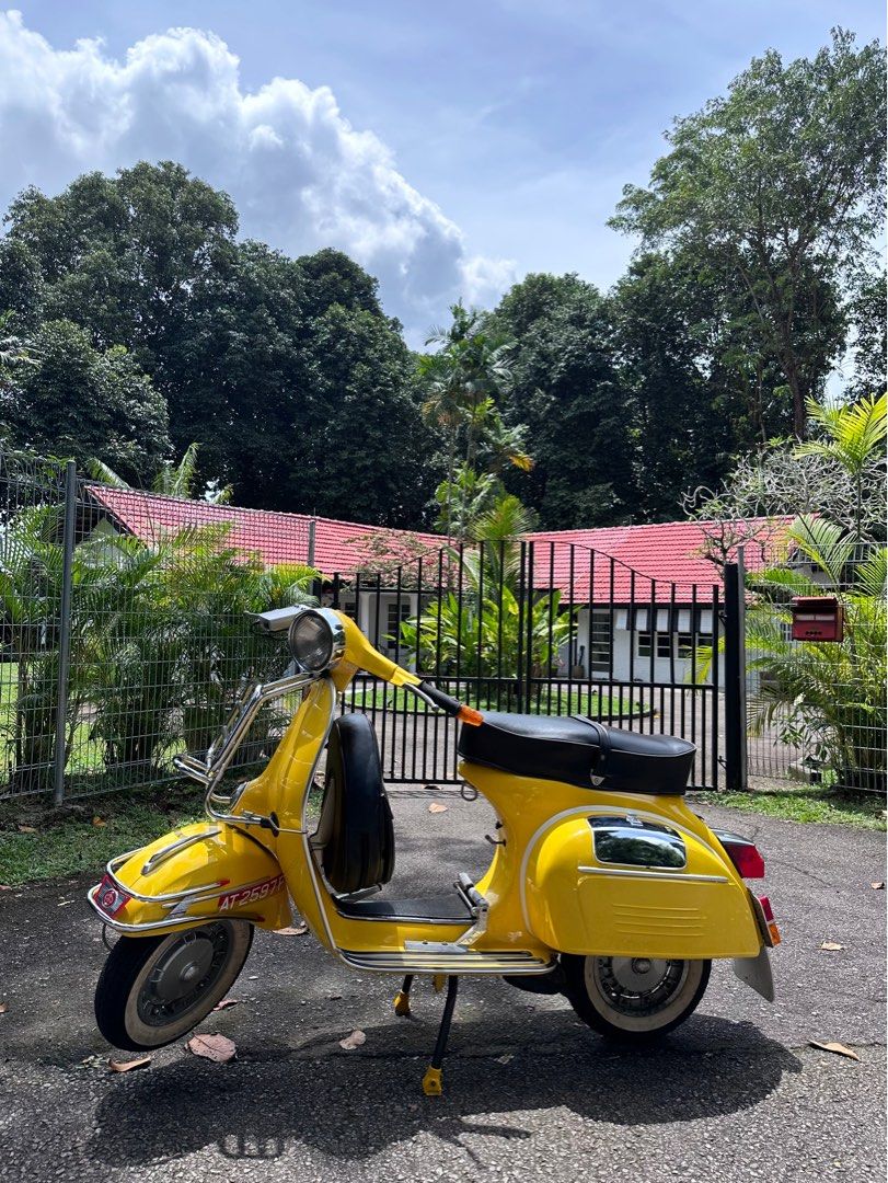 [RENT/RENTAL] Vintage Vespa Sprint V, Motorcycles, Motorcycle Rental on