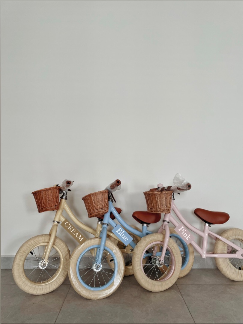 RETRO BALANCE BIKE, Sports Equipment, Bicycles & Parts, Bicycles on