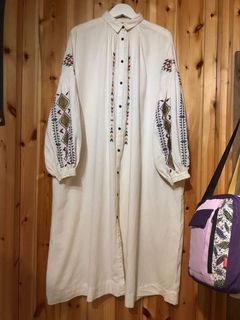 Saibaba ethnique  全新日牌Amina民族風圖騰米色寬鬆澎袖連身刺繡長洋裝