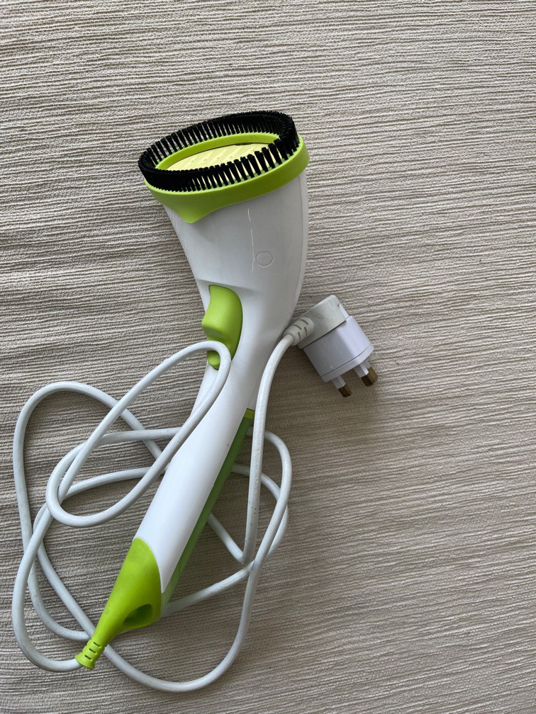 Selling a Phillips hand held steam iron, TV & Home Appliances, Irons