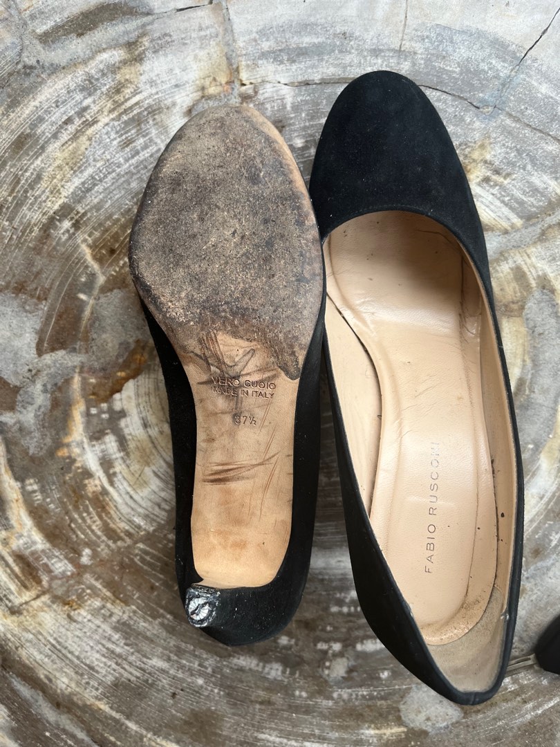 Sepatu heels hitam fabio ruscony on Carousell