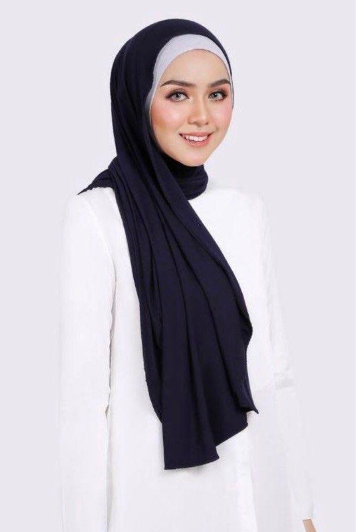shawl satin hitam