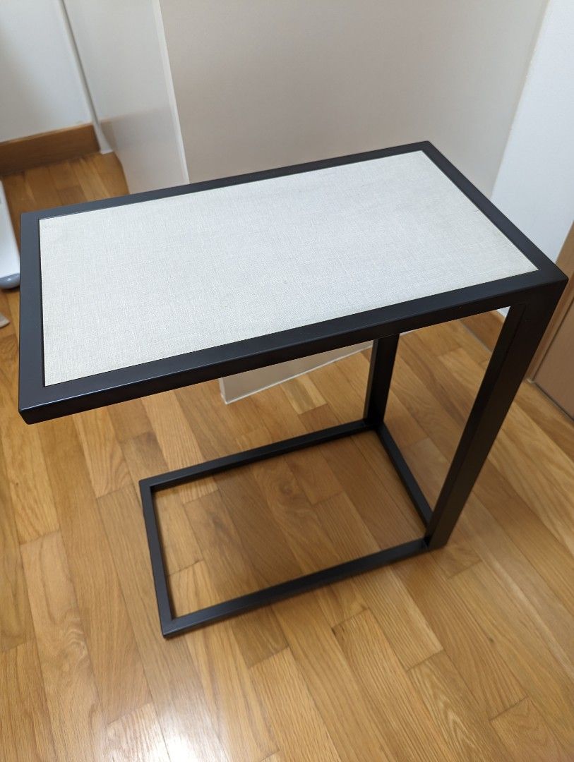 Side table (Category: Tables & Sets) located in Singapore. Submitted by leong1485 (Listing ID 1235328532, Image 1). Description: 48.5 (length) x 28 (width) x 58 (height) cm. self collect @ Redhill mrt fixed price, non negotiable.