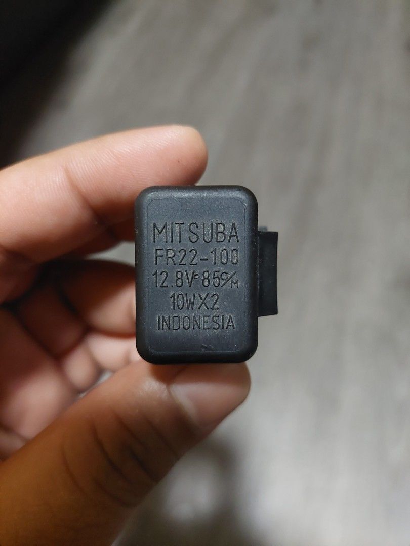 Signal light cable and relay for aerox V1, Motorcycles, Motorcycle