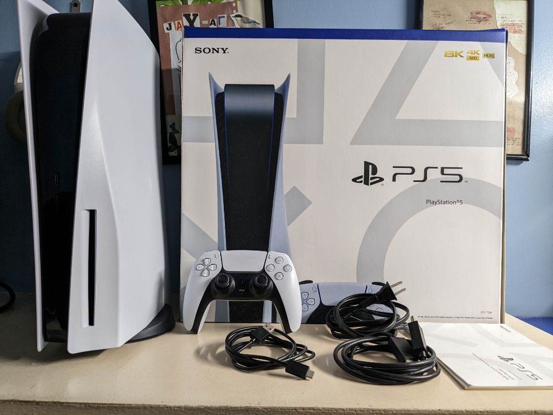 Sony Playstation 5 / PS5 Console Disc Edition Complete, Video Gaming