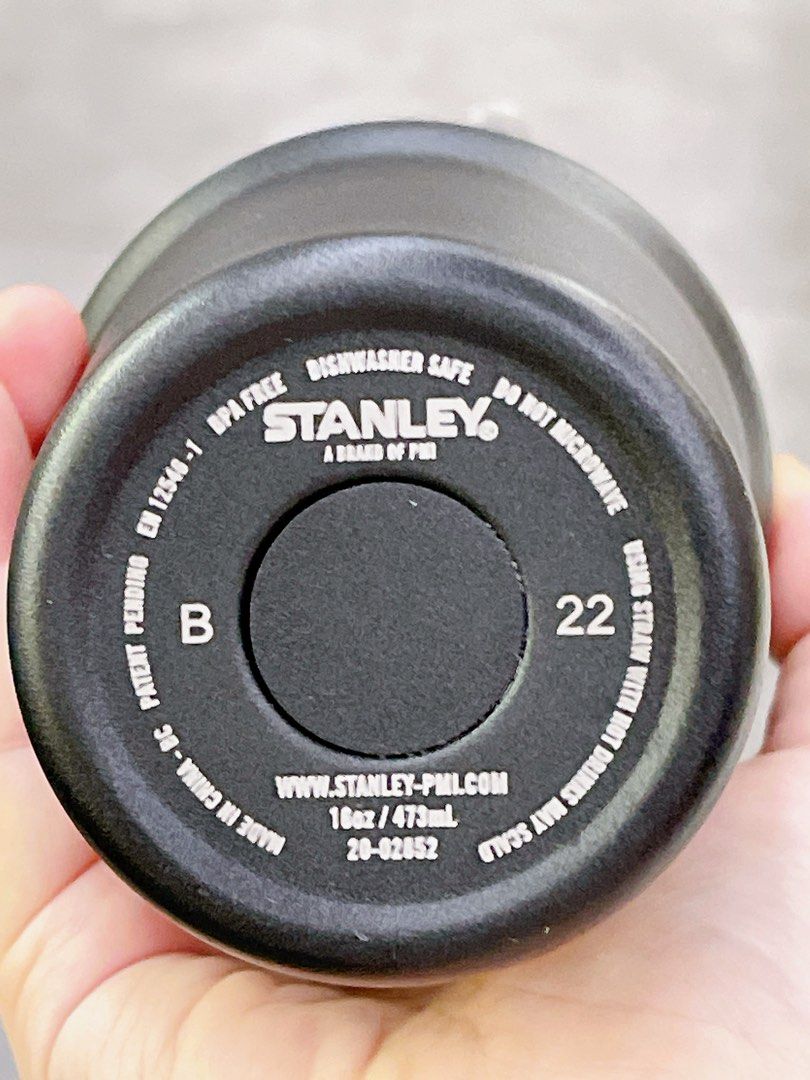 Stanley Tumbler 16 oz (Category: Water Bottles & Tumblers) located in Quezon City. Submitted by anjlco2017 (Listing ID 1235348620, Image 3). Description: Brand New Black 16 oz With Box.