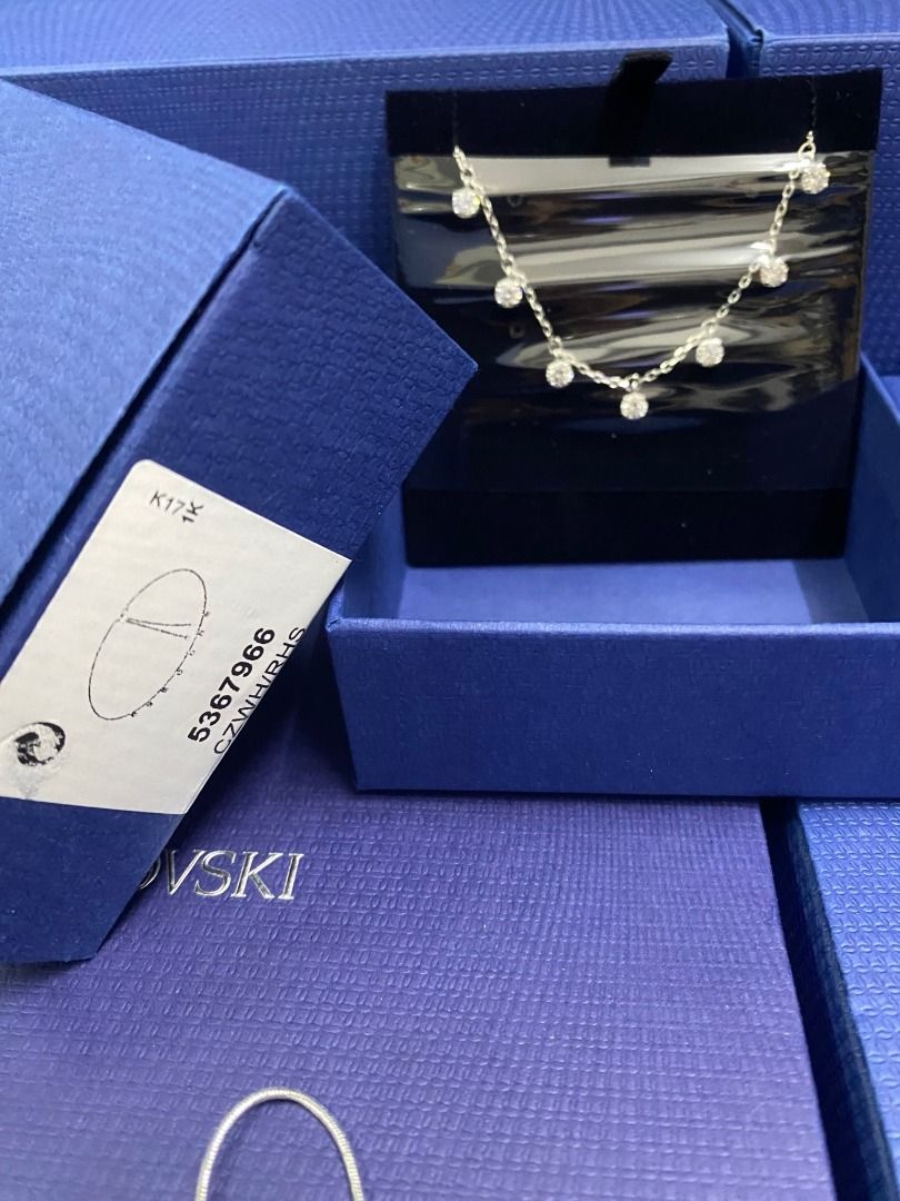 Swarovski 5367966 on sale