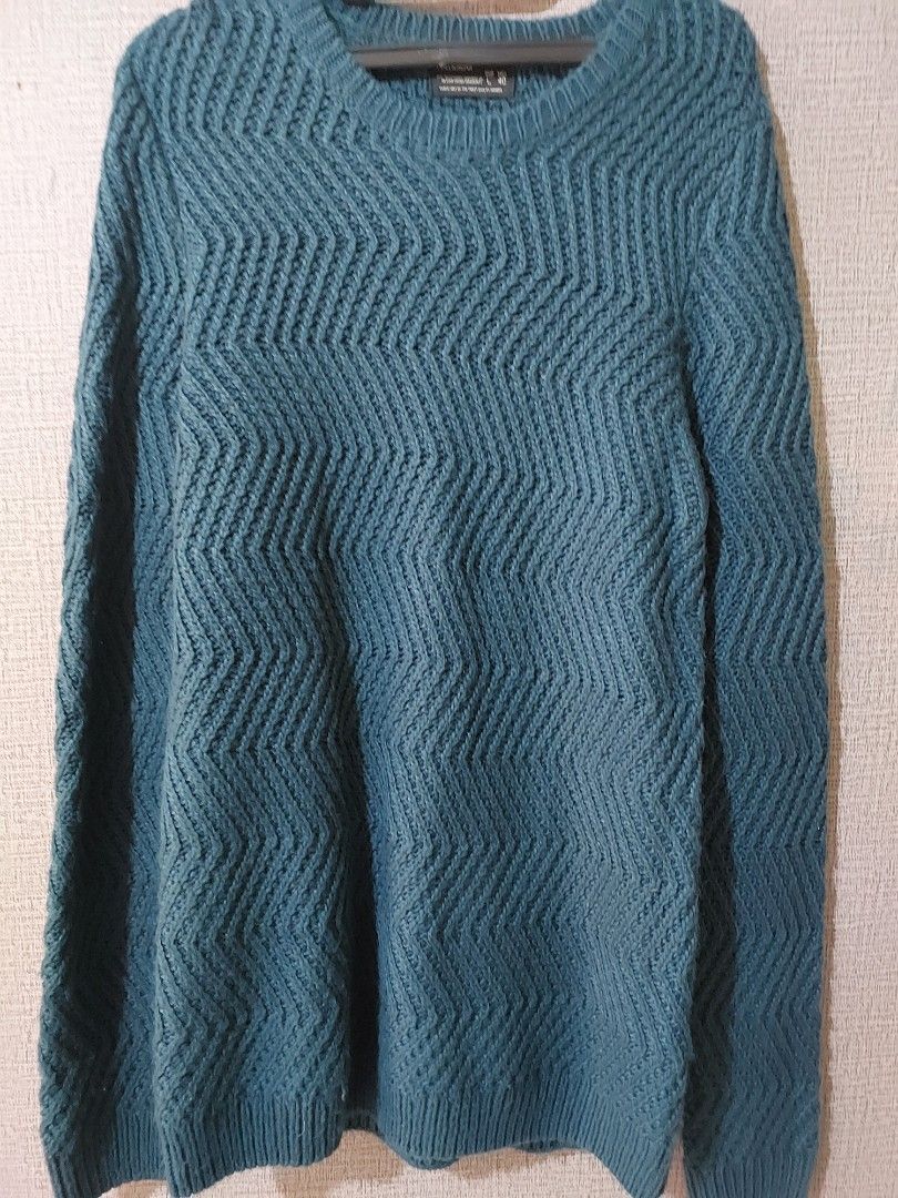 Switer rajut Pull & bear, Fesyen Pria, Pakaian , Baju Luaran di Carousell