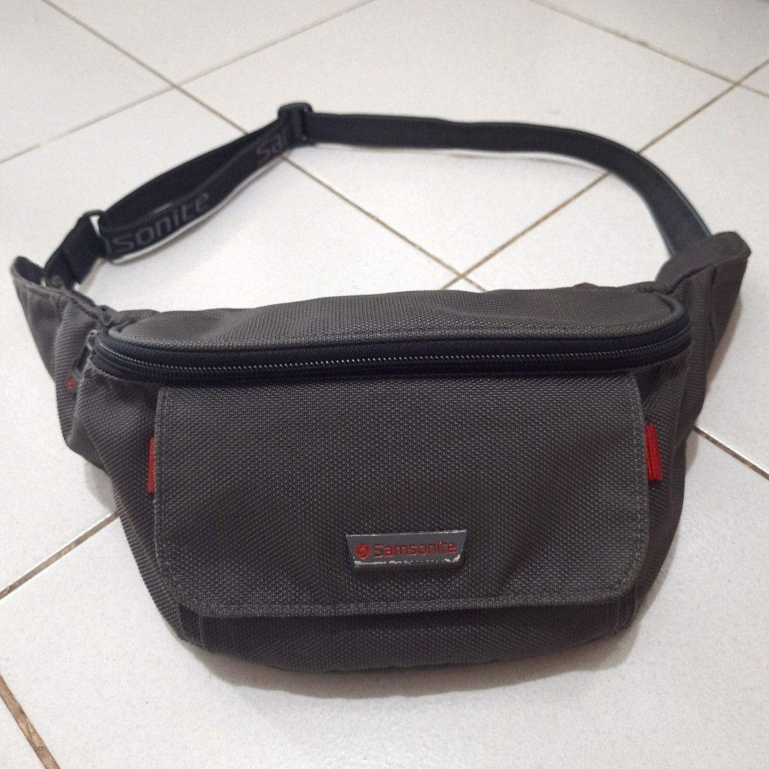 Waist bag deals pria branded