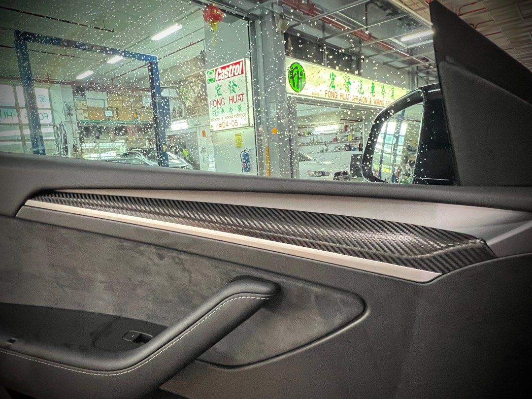 Tesla Model Y Interior panel 3M Dry Carbon Wrap, Car Accessories ...