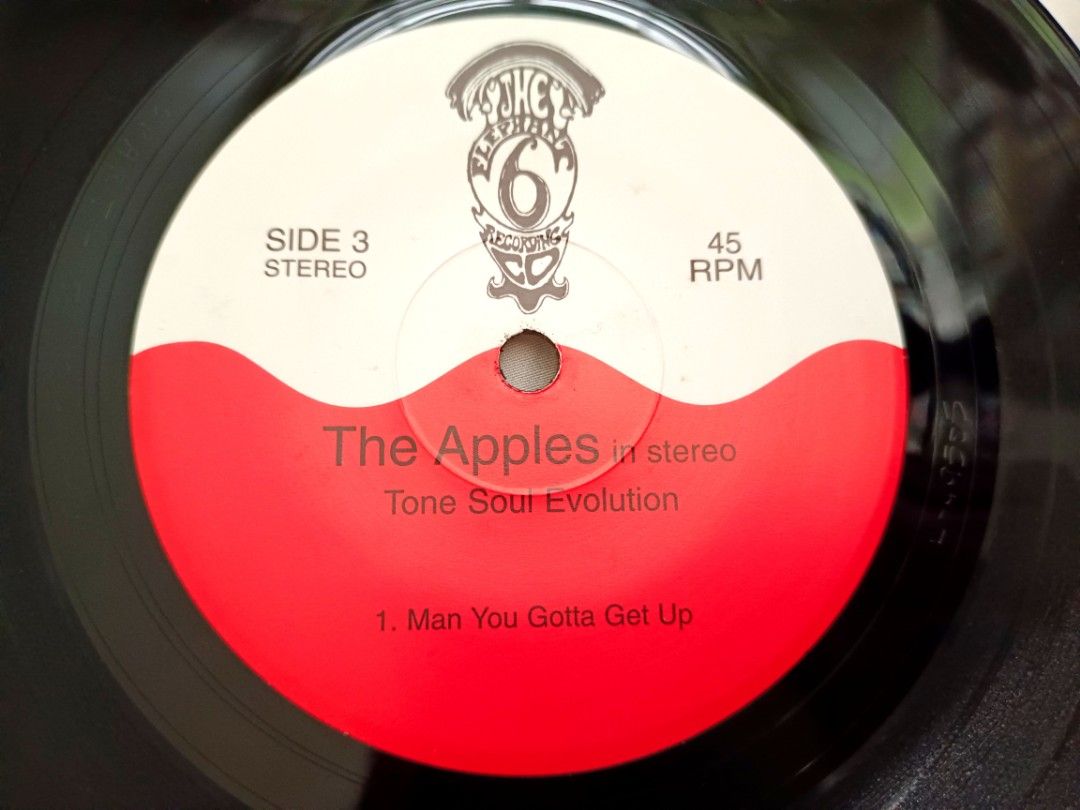 The Apples in Stereo Tone Soul Evolution LP, Hobbies & Toys, Music