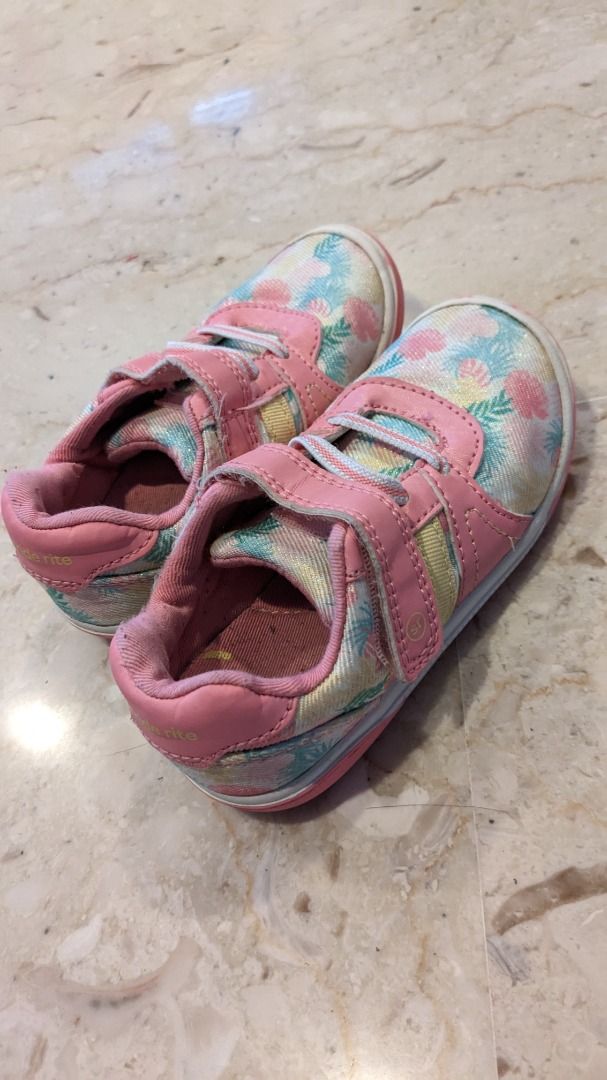 Toddler girls shoes Size 8 US 24 EU