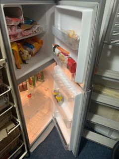 Toshiba 2 door fridge