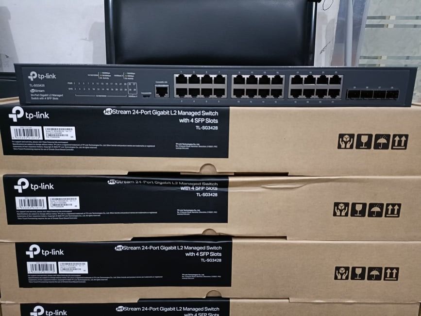 TP-LINK TL-SG3428 24-Port Gigabit L2+ Managed Switch with 4 SFP Slots ...