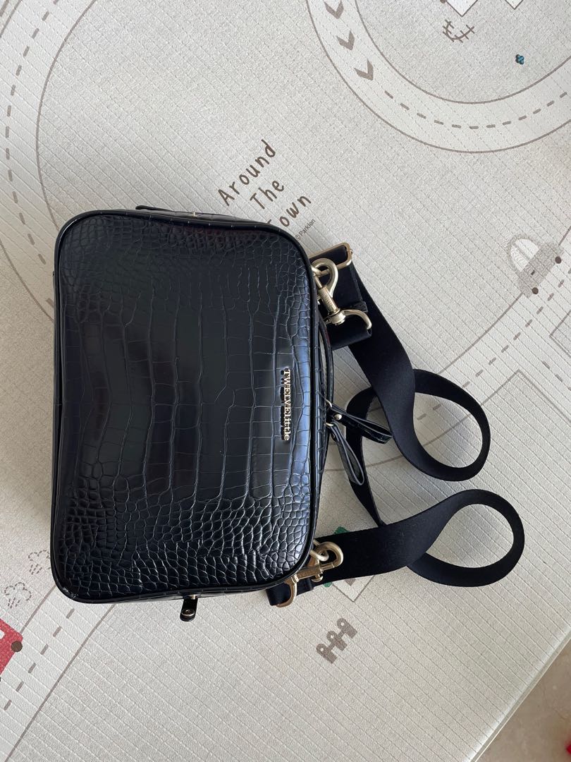 Twelvelittle diaper clutch deals
