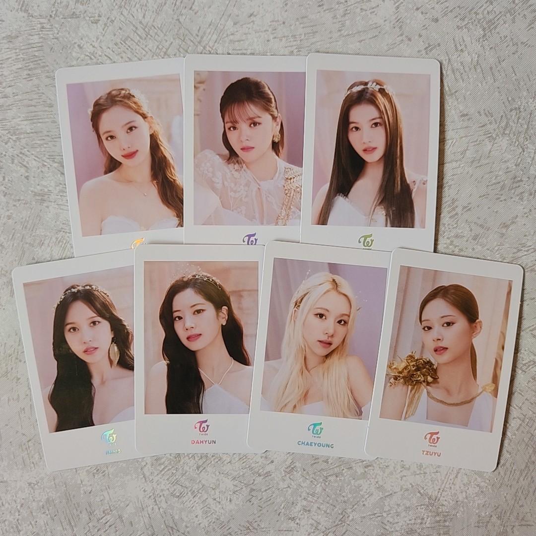 TWICE ツウィ polaroid-