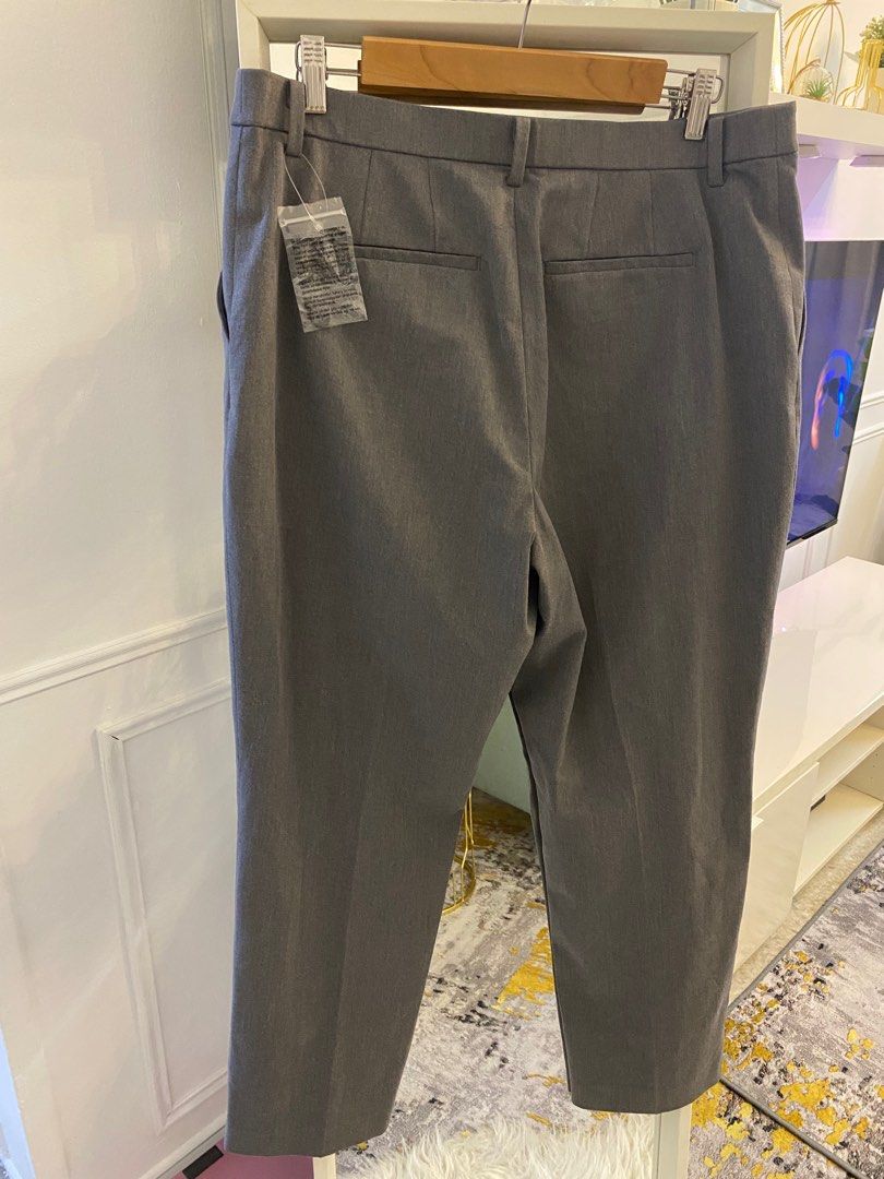 UNIQLO PANTS, Women's Fashion, Bottoms, Other Bottoms on Carousell