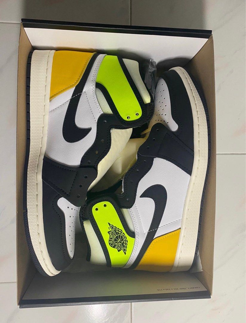 US9 9.5 Nike Air Jordan 1 Volt Gold Men s Fashion Footwear