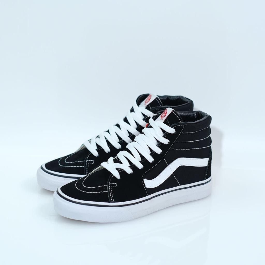Vans Sk8-Hi Classic Black White, Fesyen Pria, Sepatu , Sneakers di Carousell