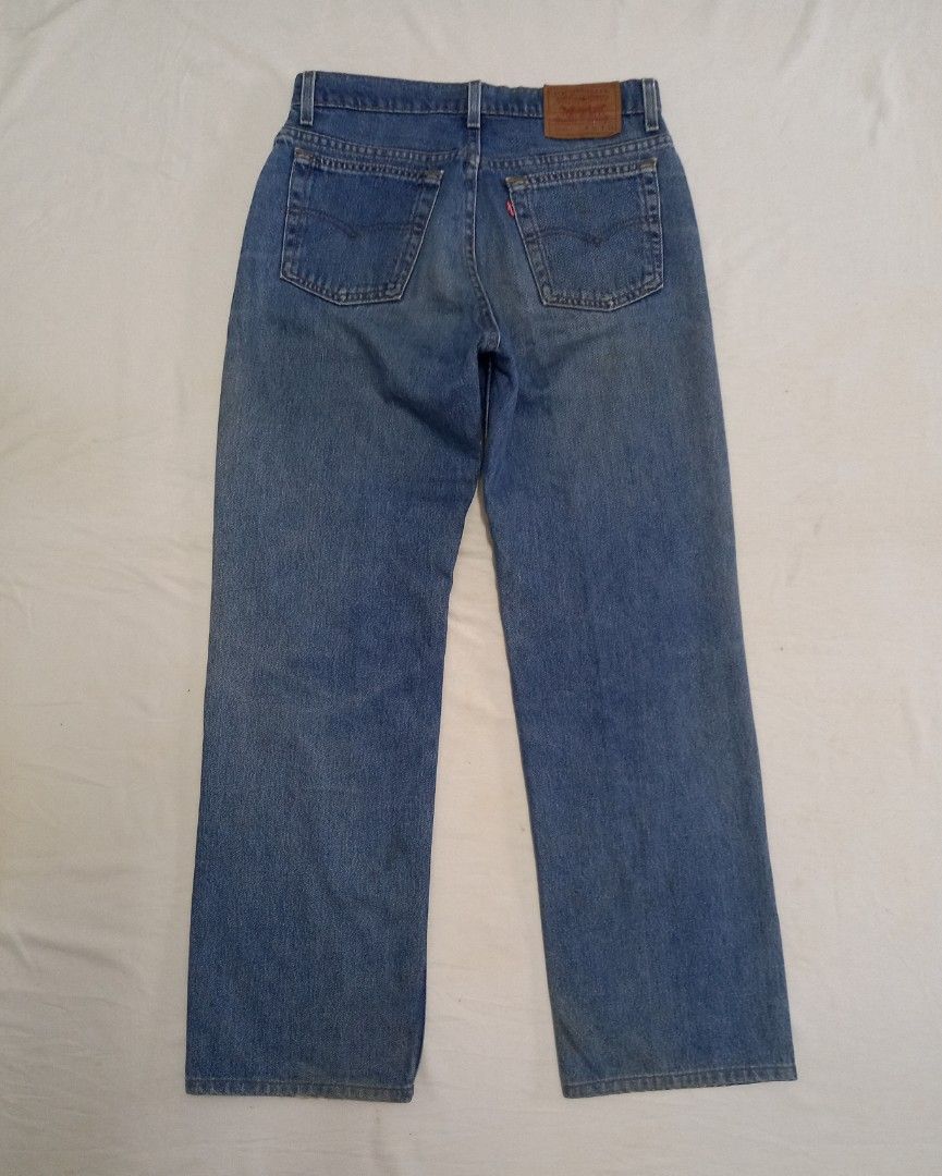 VINTAGE LEVIS 520 JEANS USA