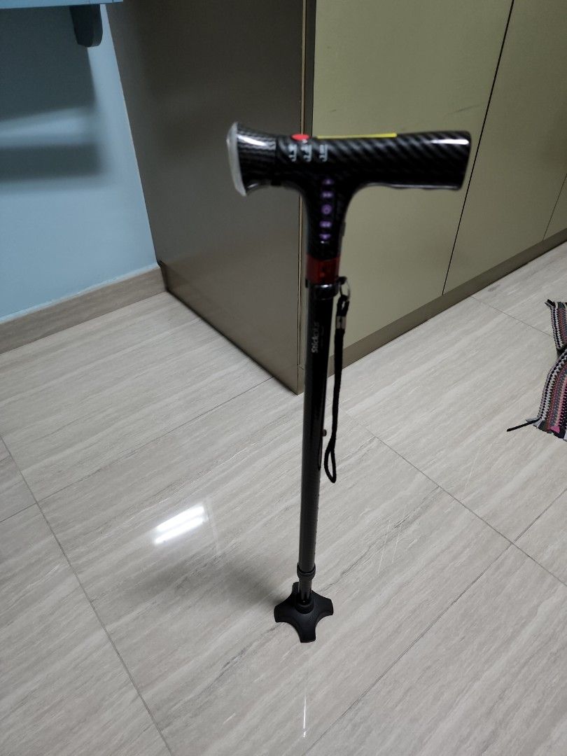Walking Stick with Built in Torchlight, Health & Nutrition, Medical