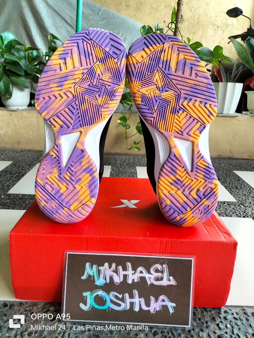 xtep white solid basketball shoes