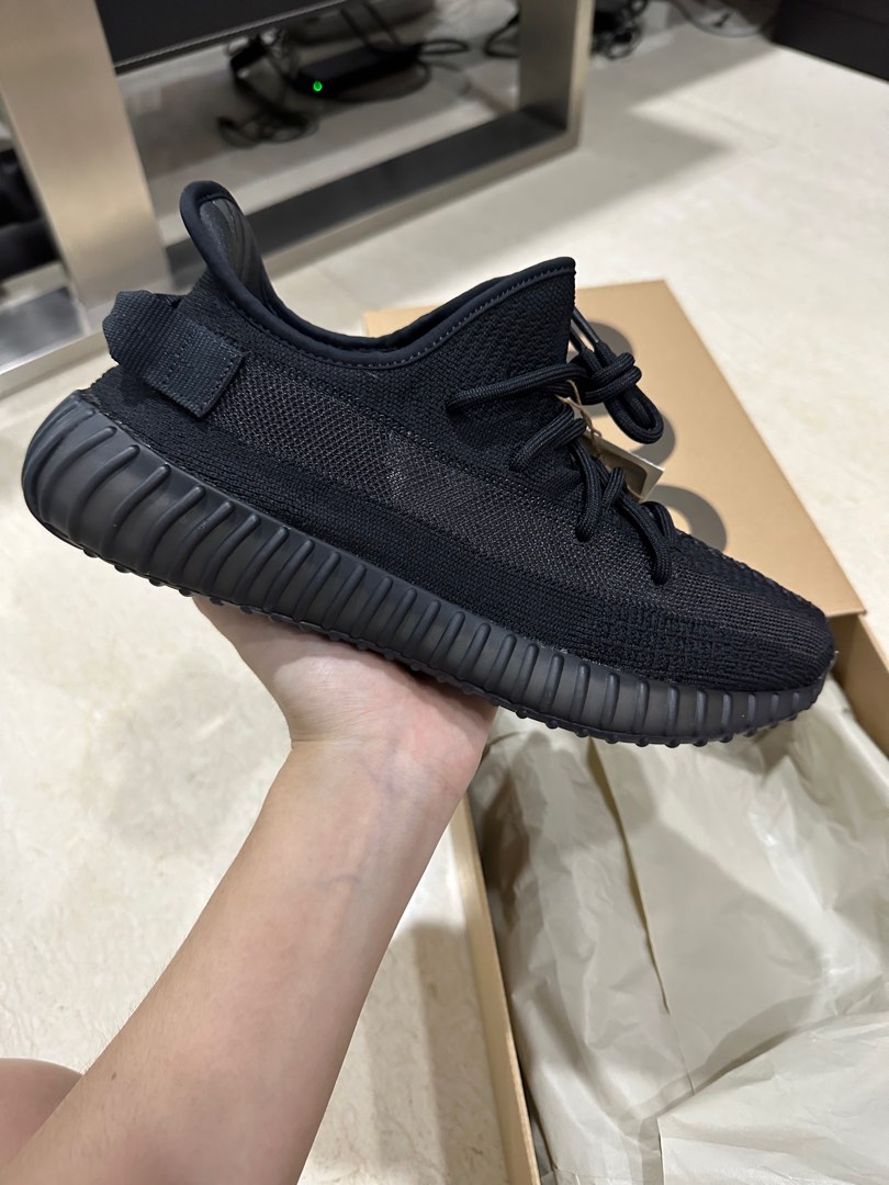 Triple a hot sale replica yeezy