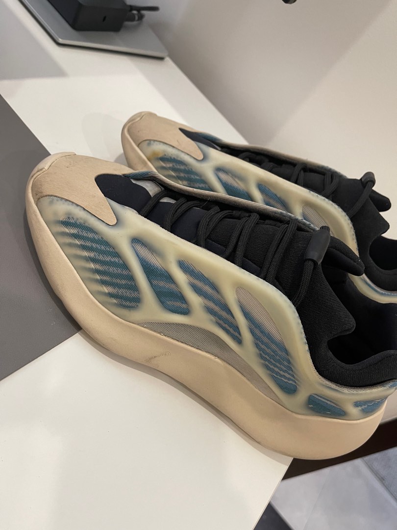 yeezy 300 v3 kyanite