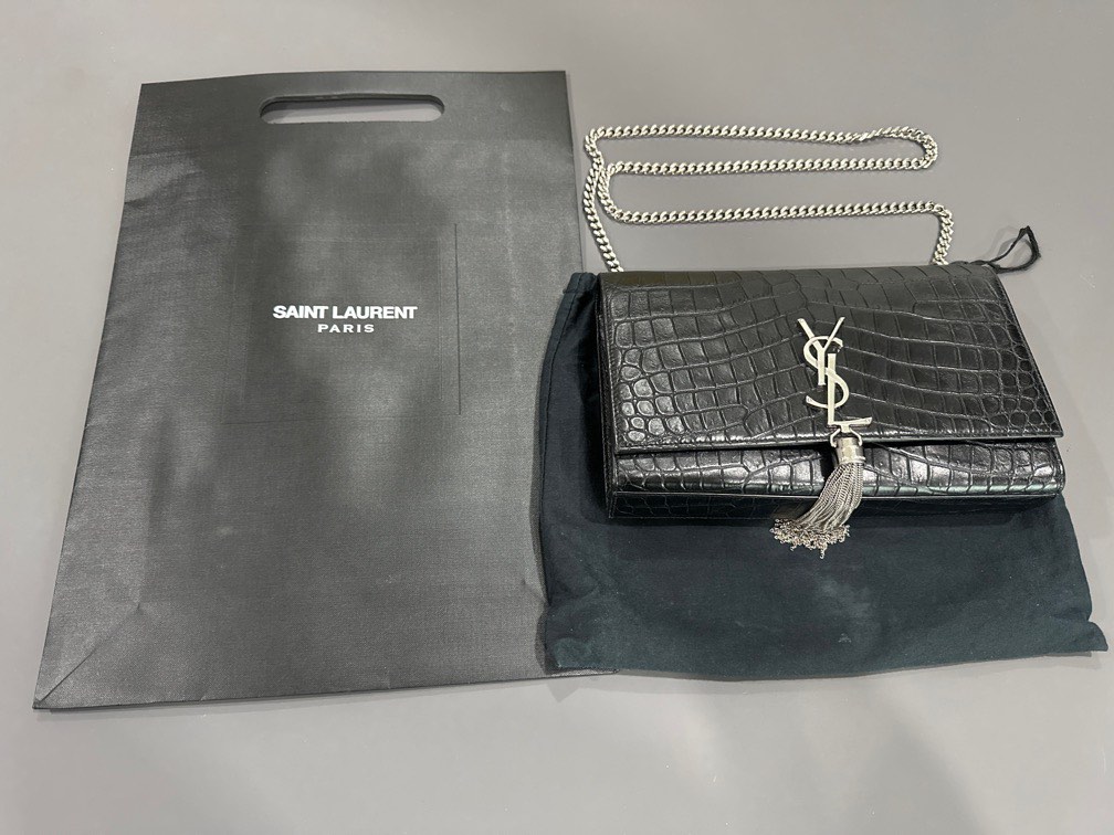 Matte black hotsell ysl bag