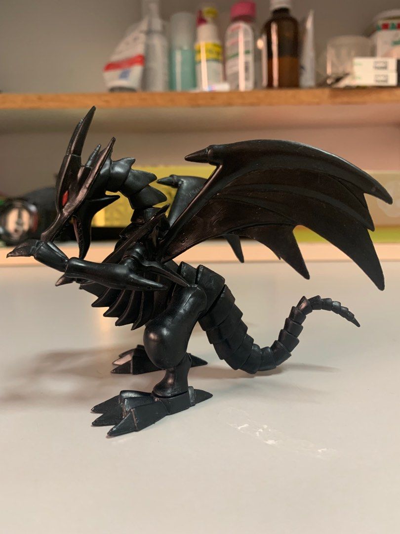 Red eyes black dragon outlet toy
