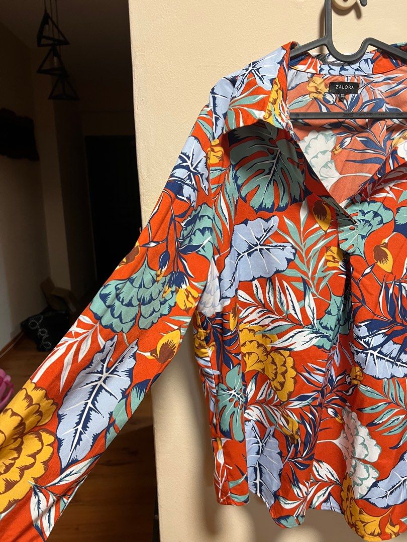 Zalora plus size blouse Women s Fashion Tops Blouses on Carousell