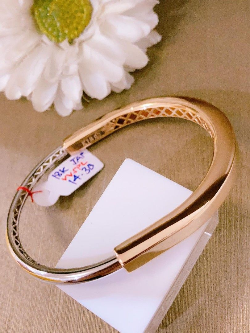 Lock bangle hotsell