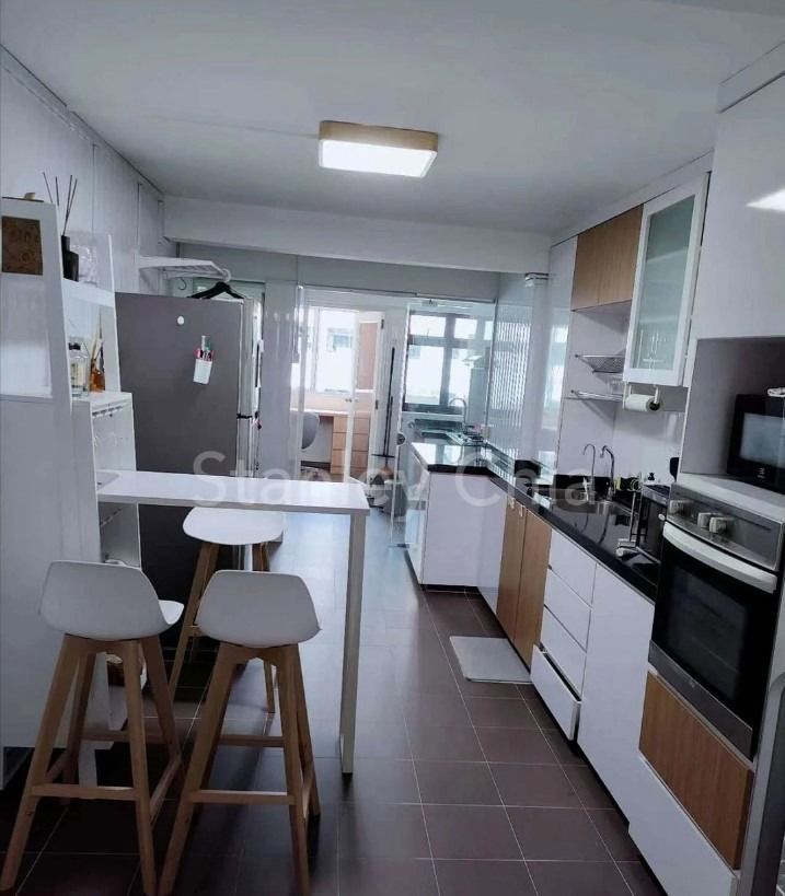 3BR HDB, Walk to Outram Park MRT, Beautifully Renovated! Outram Park