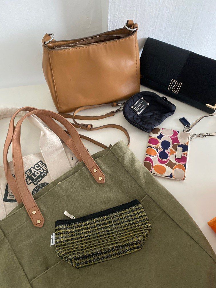 7 bags for 79. Pre owned coach wristlet Marc pouch handbags tote bags