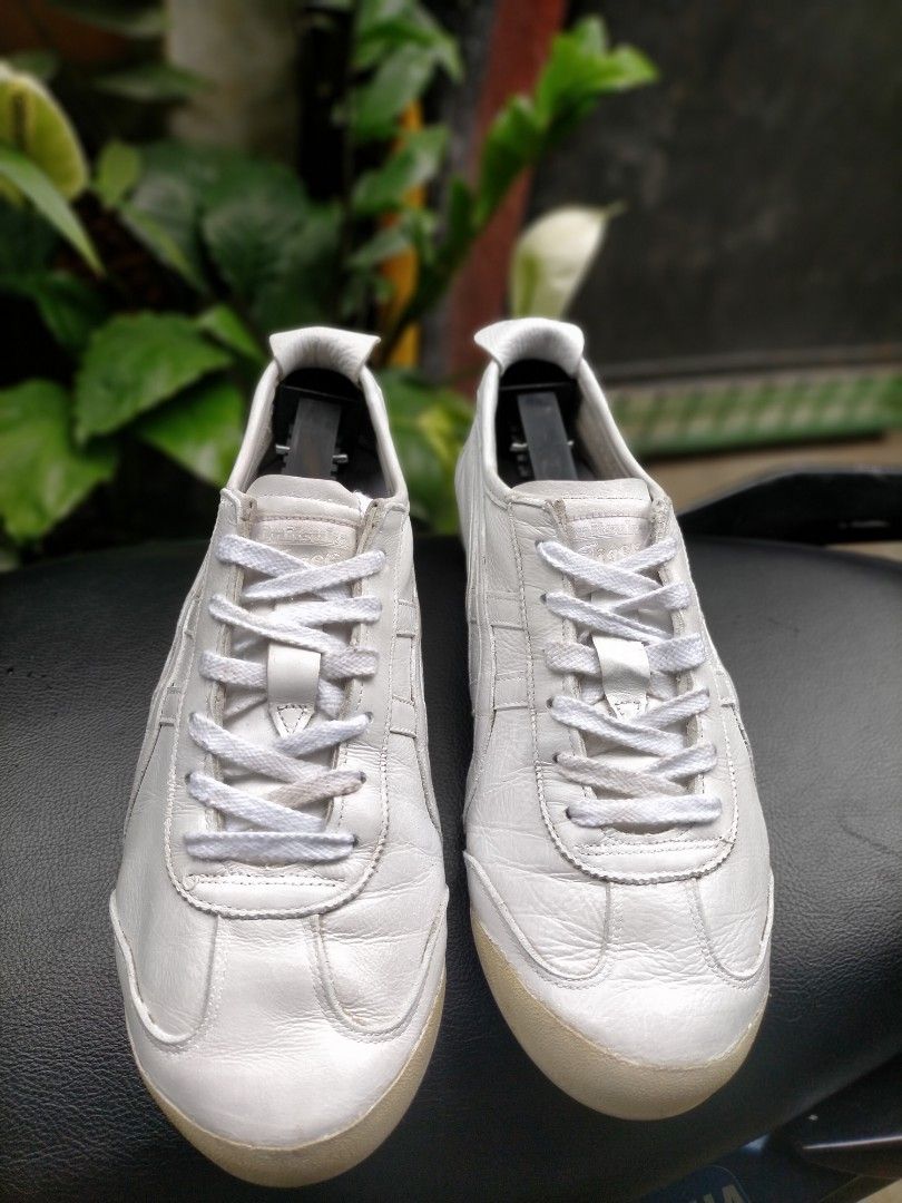 Asics tiger all white best sale