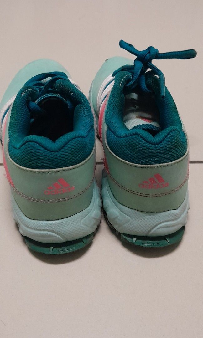 Adidas hockey shoes size hot sale 5