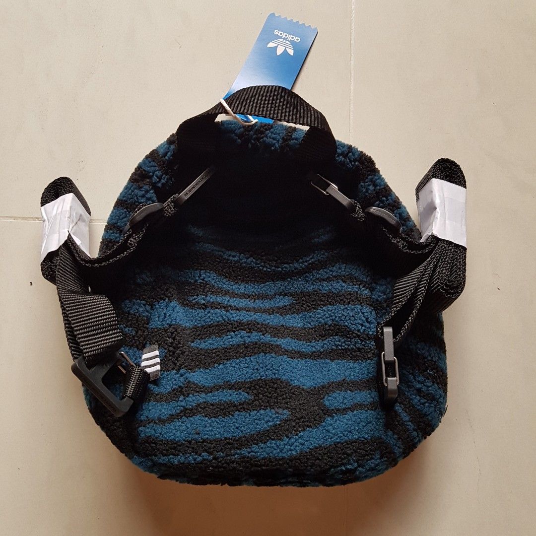 Children top adidas backpack