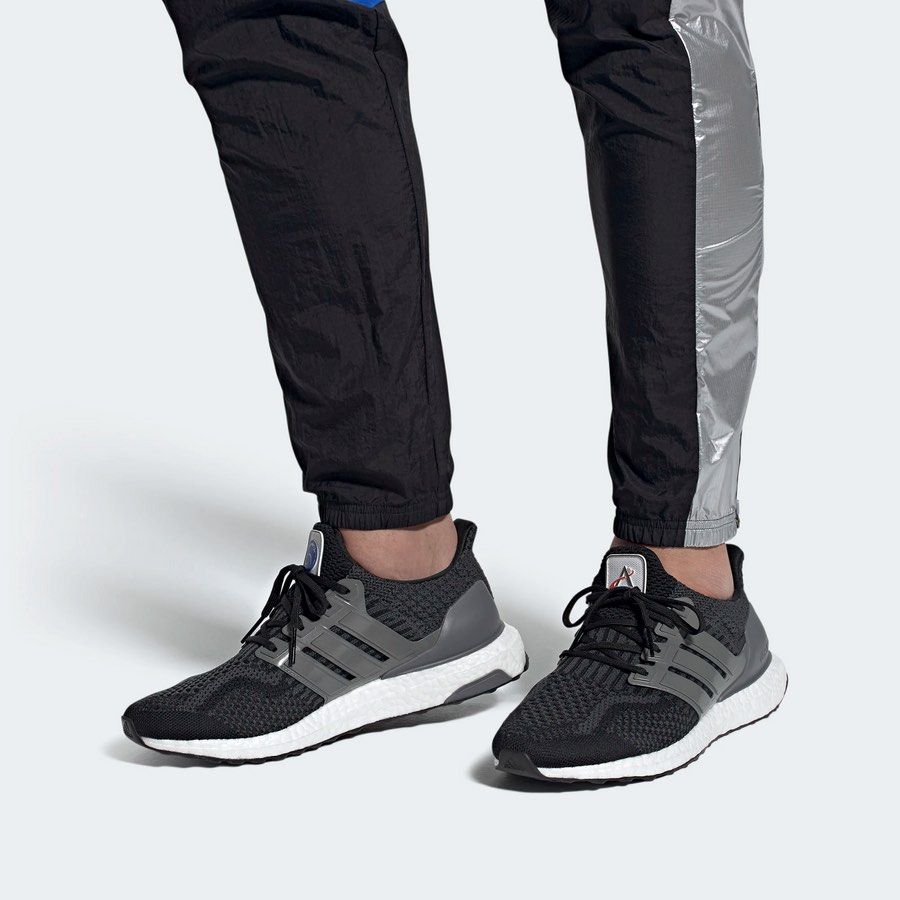 Adidas ultra boost sale core black sale