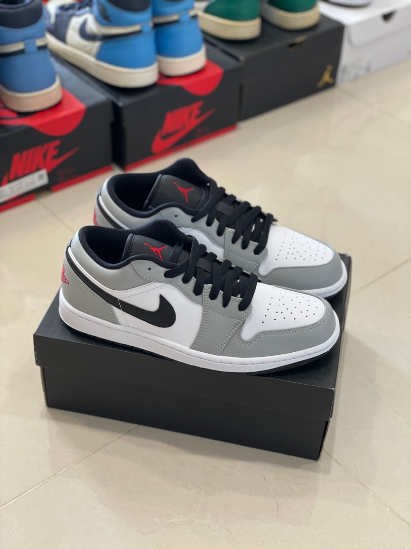 aj1 low smoke grey