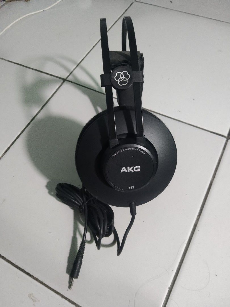 AKG K52 Elektronik Audio di Carousell