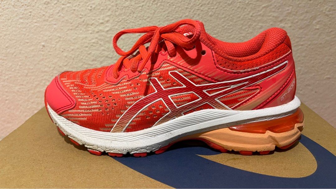 Sport 2000 asics hot sale