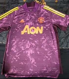 Manchester United Home 2008-2009 Ronaldo UCL BNWT, Men's Fashion,  Activewear on Carousell